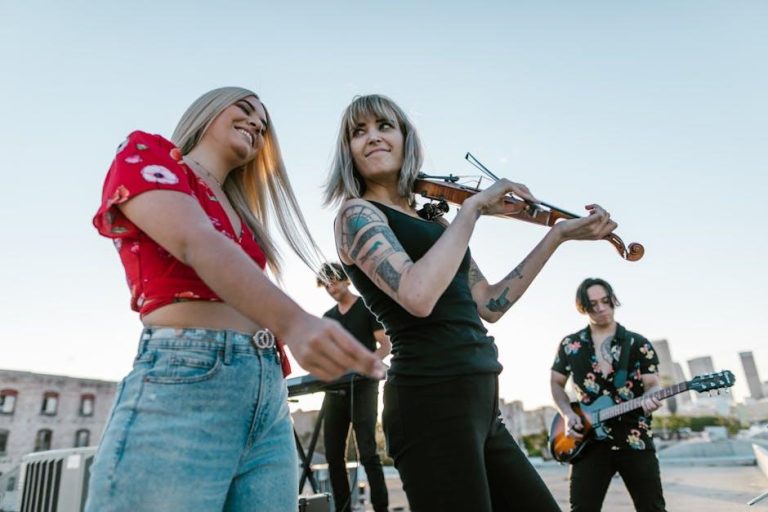 Rising Indie Artists to Watch
