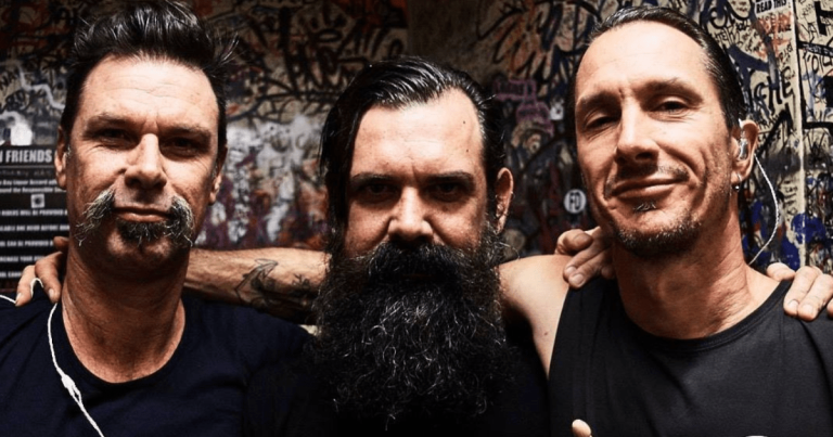 Birds Robe Announce 15th Anniversary Shows With Cog+ More