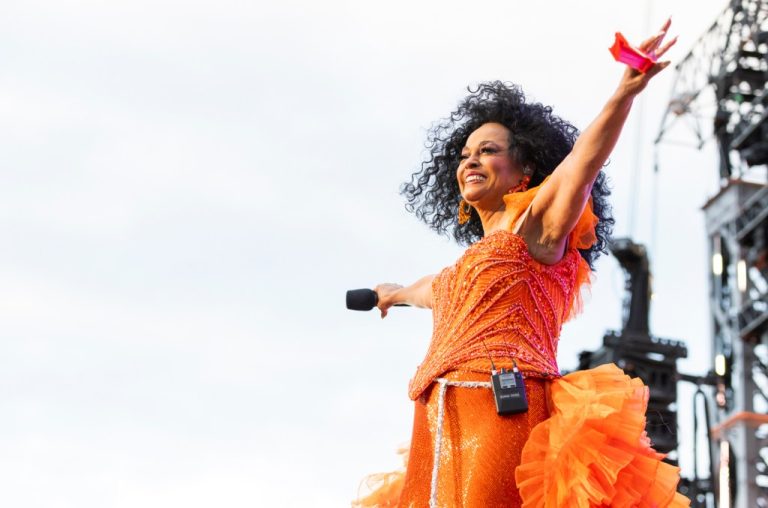 Diana Ross Performs at Hollywood Bowl on Timeless Classics Tour: Recap