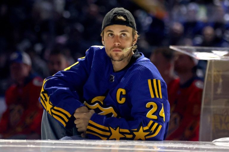 Justin Bieber Says He's 'Extremely Selfish' in Post Thanking Jesus