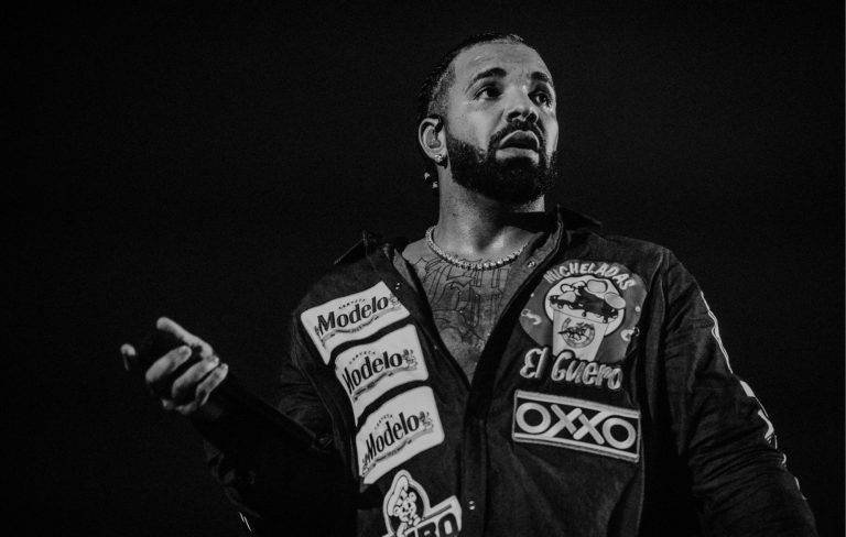 Watch Drake react to chants of "fuck Kendrick" at Birmingham gig