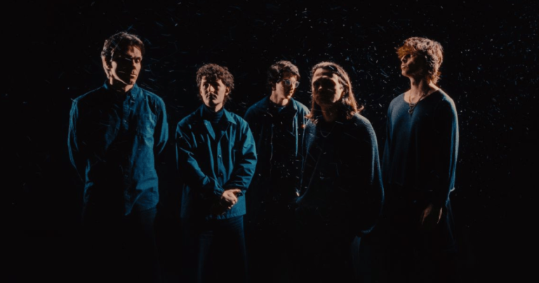 Bloom Announce New Album 'The Light We Chase'