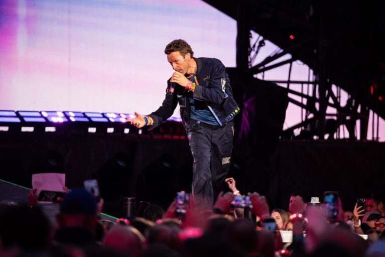 Coldplay's Chris Martin Does 'Security Checks' Before Proposal at Show