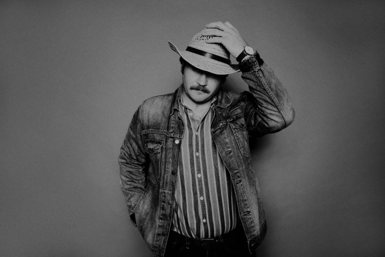 DAVID JAMES ALLEN SHARES NEW SINGLE "PLATFORM NO. 12 (OLD FRIENDS)" - Music Life Magazine