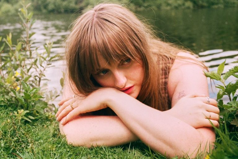 Nell Mescal on Signing to a Major, Her New EP and Nepotism Accusations