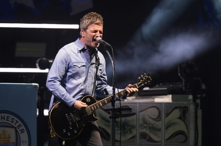Oasis Drones Light Up Chicago Sky on Eve of Band's Soldier Field Show