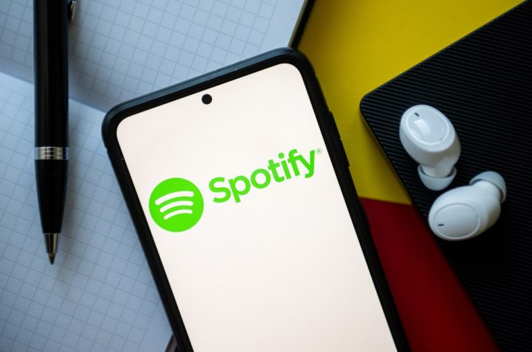 Spotify and AMRA Sign Direct Global Digital Licensing Deal