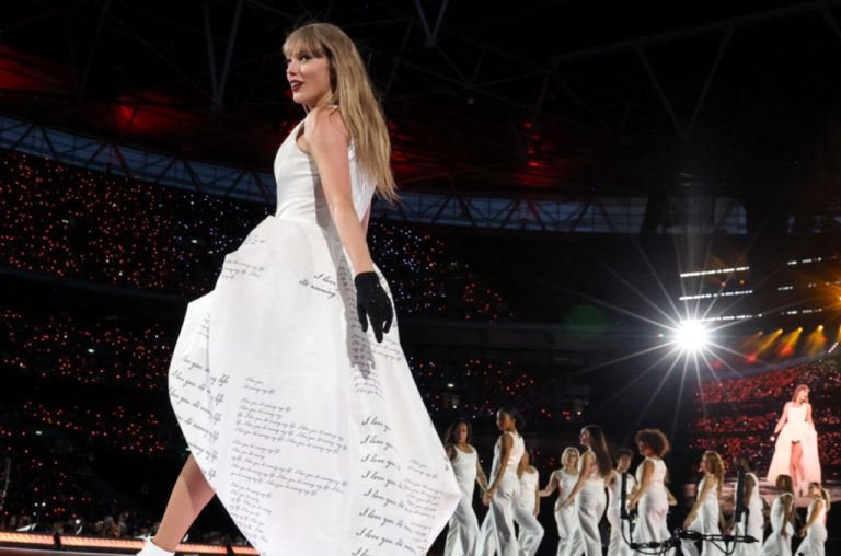 Taylor Swift’s ‘Poets’ Back in Top 10 After ‘Showgirl’ Album Reveal