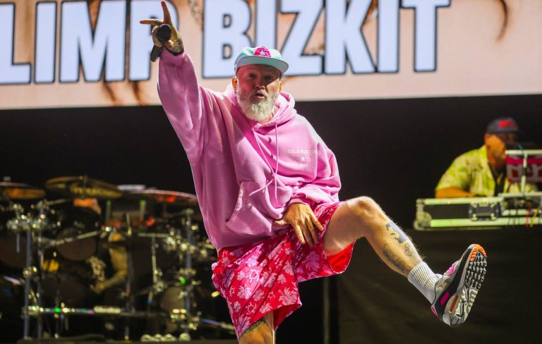 Watch Limp Bizkit bring out young fan Brooke for 'Full Nelson' at Reading 2025