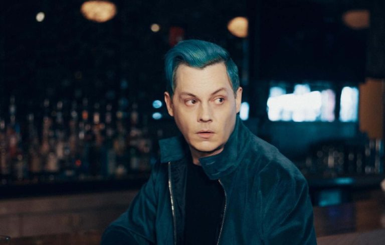 White House hits out at "has-been loser" Jack White, rocker fires back