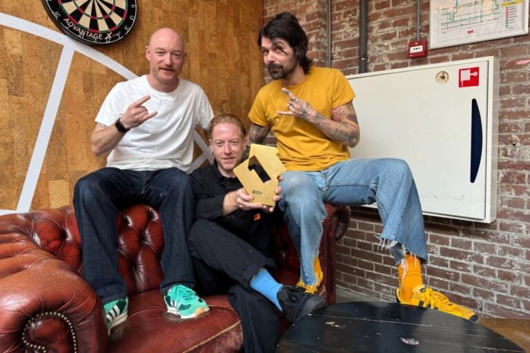 Biffy Clyro's 'Futique' Is No. 1 on U.K. Albums Chart