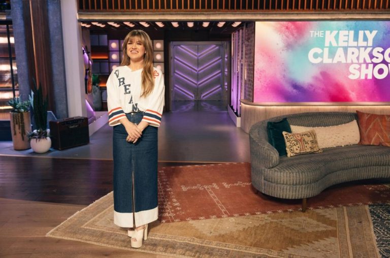 ‘Kelly Clarkson Show’ Premiere Date Announced for Season 7 'Kelly Clarkson Show' Premiere Date Announced for Season 7