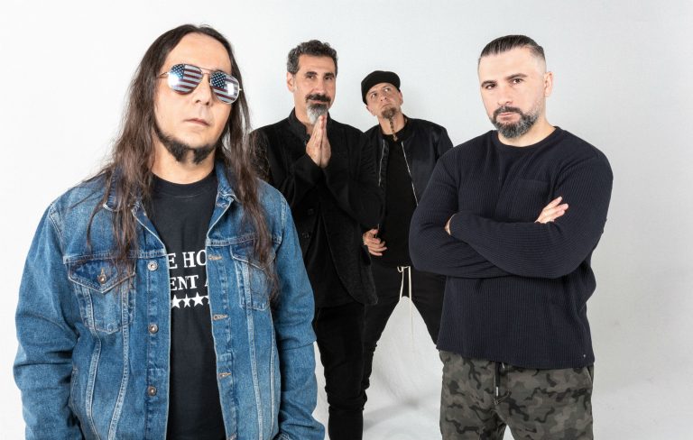 Watch Daron Malakian join System Of A Down tribute band for spontaneous cover of 'Cigaro' in Chicago