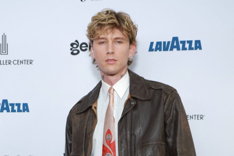 mgk Receives Style Icon award at 2025 Fashion Media Awards