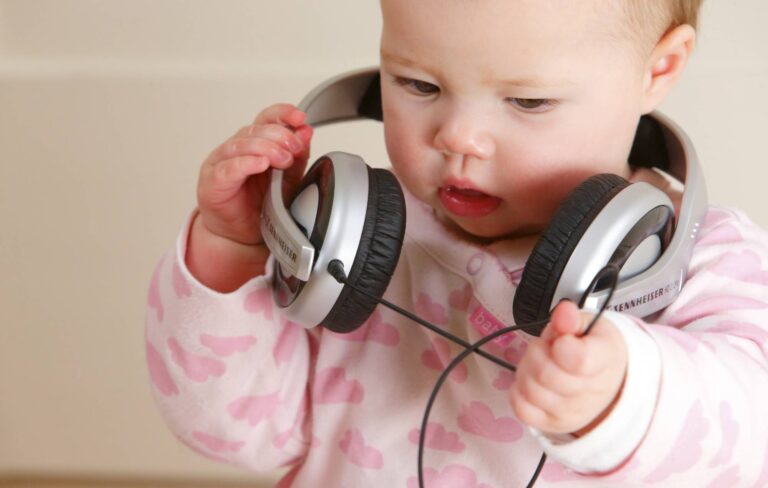 Dublin producer Graham Smyth shares 'Music For Babies To Rave And Sleep To'