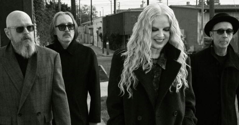 Garbage Announce 2025 Australian Headline Shows