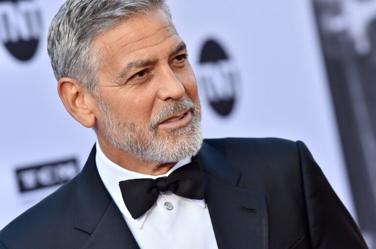 George Clooney Recalls the Time Frank Sinatra Yelled at Him