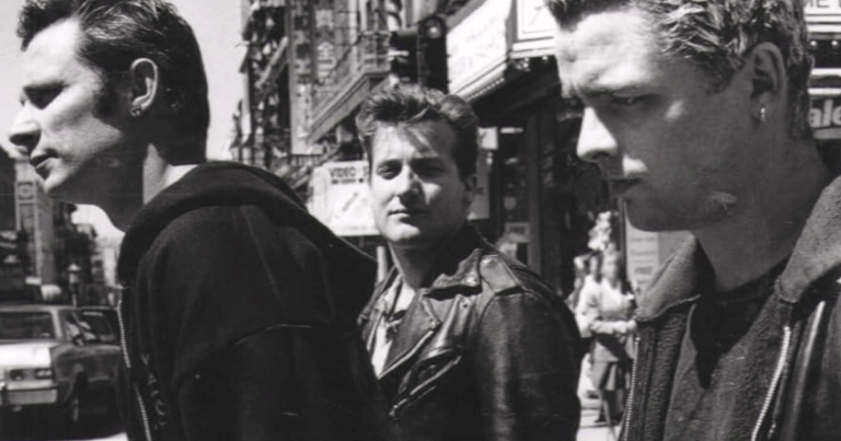 Green Day Are Teasing Plans For Their ‘Warning’ LP's 25th Bday