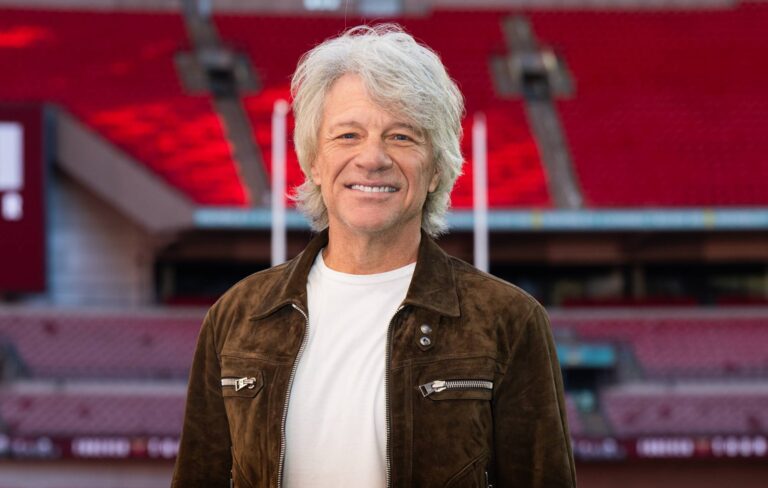 Jon Bon Jovi wants to see biopic of his life “at some point” Jon Bon Jovi wants to see biopic of his life "at some point"