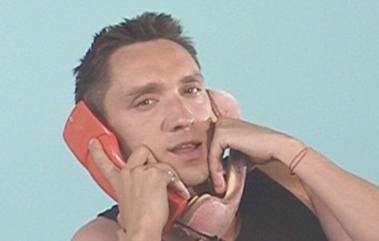 Listen to Oliver Sim's radiant new single 'Telephone Games'