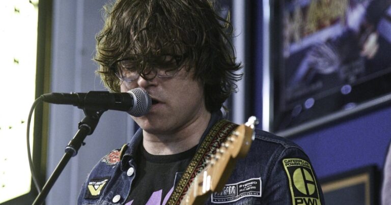 Ryan Adams Apologises After Dissing Australia