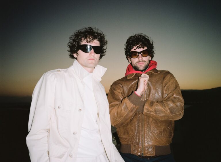 Sports Share New Single ‘Keep Falling In Love’ Sports Share New Single ‘Keep Falling In Love’