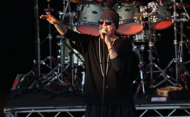 The Cult announce hiatus from touring to record and "recharge our spiritual batteries"