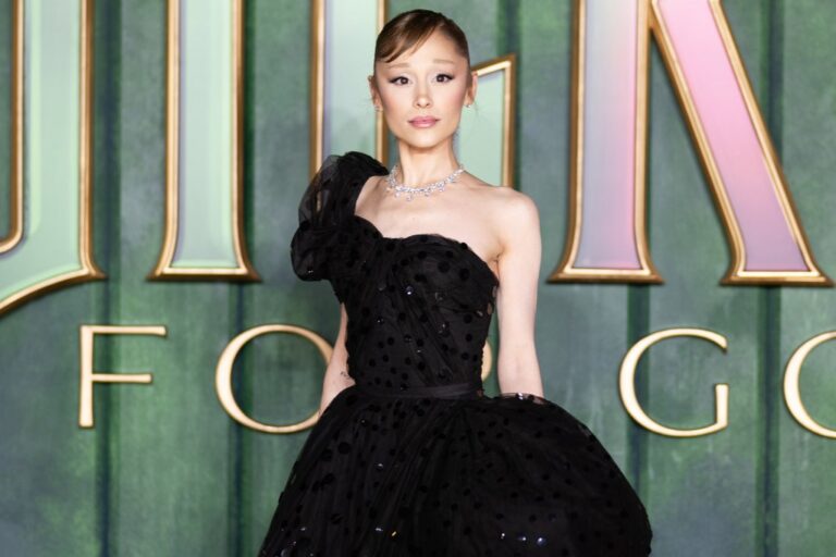 Ariana Grande Says Her 'Focker' Character Is Like Her Nonna