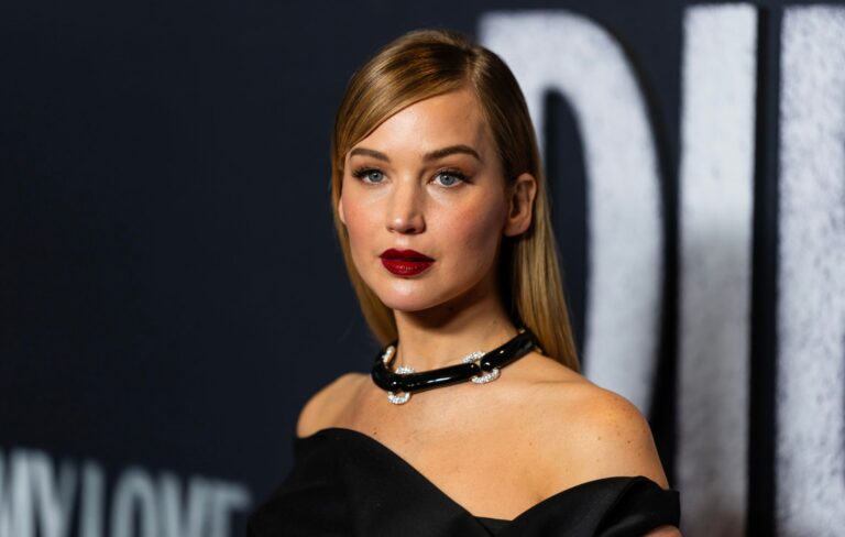 “Celebrities do not make a difference whatsoever”