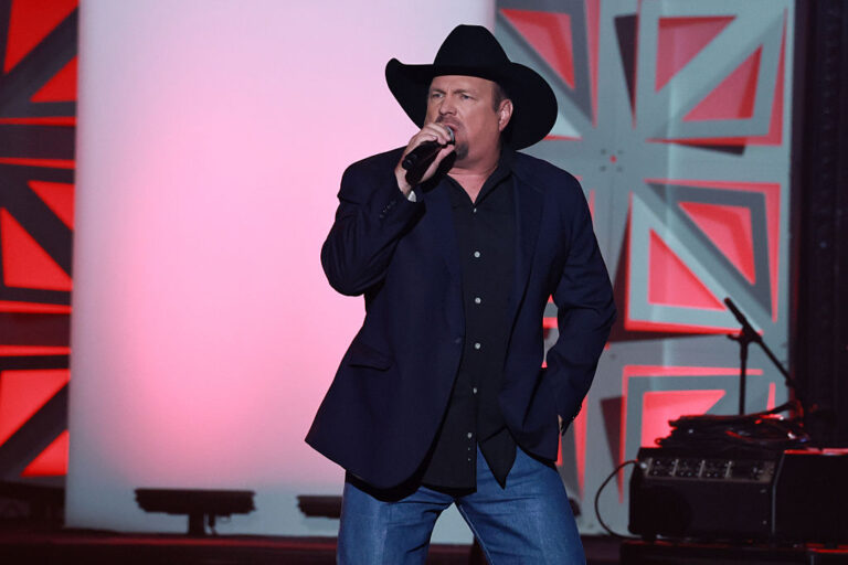 Garth Brooks Talks Touring & 'Anthology' on TalkShopLive Stream