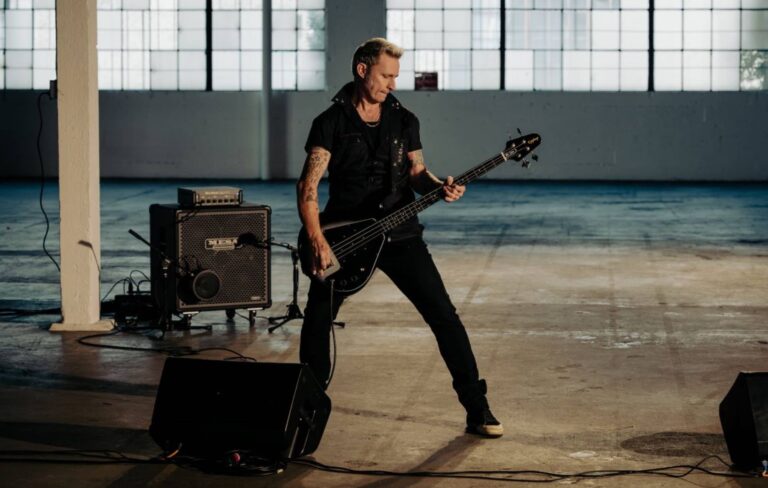 Green Day's Mike Dirnt teams up with Epiphone to launch signature Grabber G-3 bass guitar