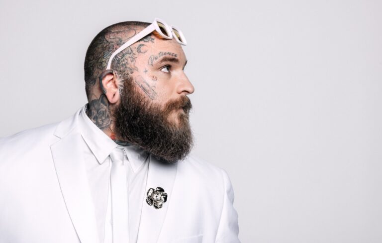 Teddy Swims says he sometimes uses AI to make music