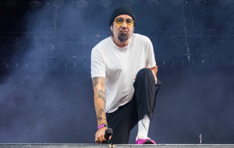 Watch Deftones debut more 'Private Music' songs and play 'White Pony' rarity at Día De Los Deftones 2025