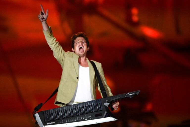 Charlie Puth, Brandi Carlile to Perform Pregame